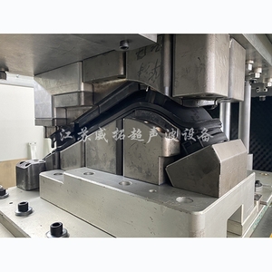 Vibration Friction Welding Machine-Auto Parts Welding car bumper mold